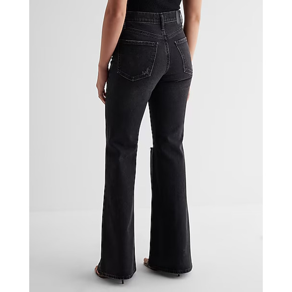 NWT Express '70s Flare Jeans Womens 6 Black Washed Ripped Mid-Rise Stretch Denim - Picture 2 of 11